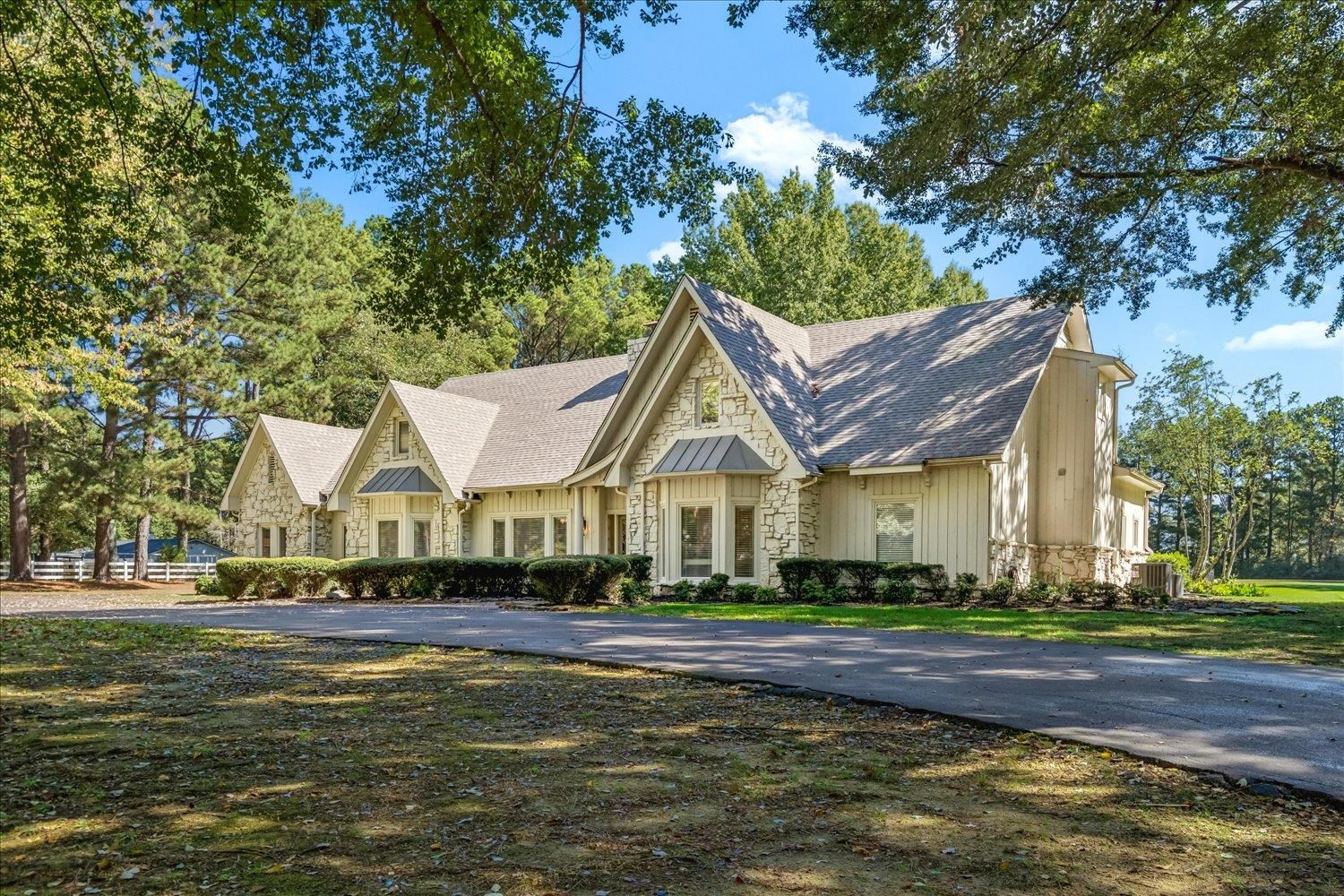 510 Bray Station Road Collierville, TN 38017 - Photo 1 of 37 Gallery Image 1