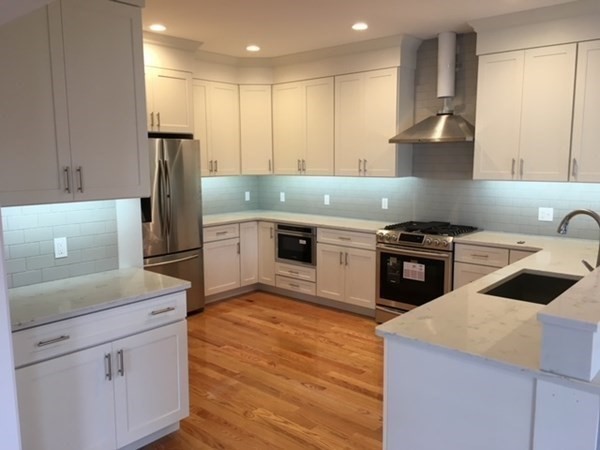 20 Harding Road Needham, MA 02492 - Photo 5 of 11