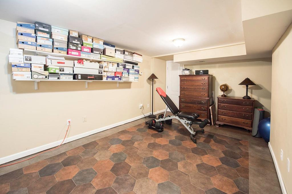 125 Chenault Road Lexington, KY 40502 - Photo 25 of 37 Photo 25