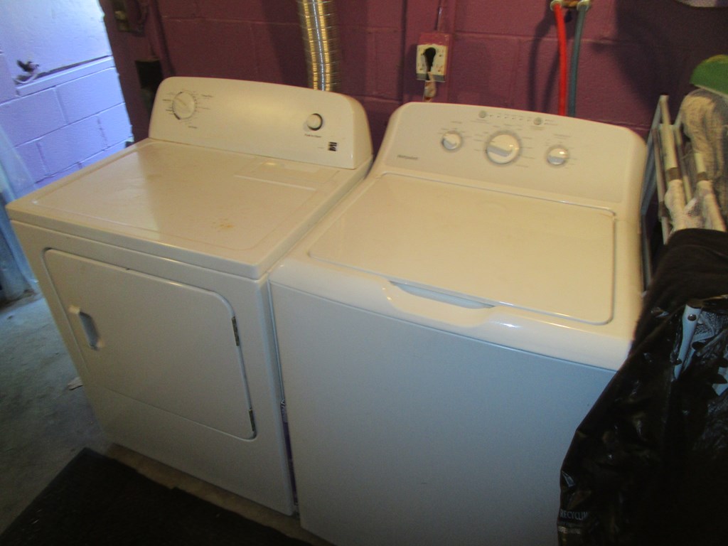 180 Pinetree Road Vowinckel, PA 16260 - Photo 15 of 17 a utility room with dryer and washer