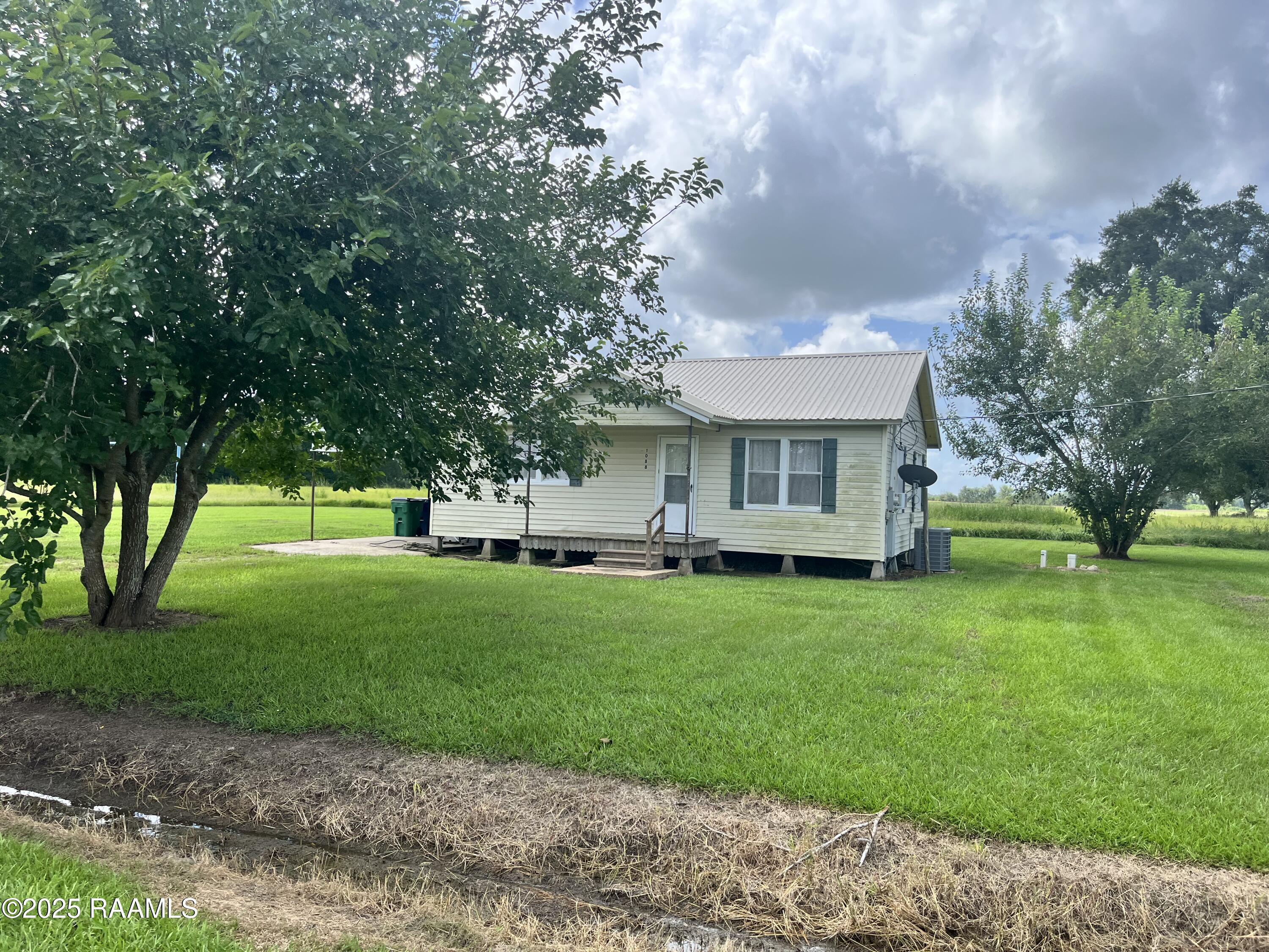 1088 Virginia Road Church Point, LA 70525 - Photo 1 of 15 IMG_8743