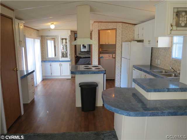 2383 Red Lane Road Powhatan, VA 23139 - Photo 2 of 14 Kitchen