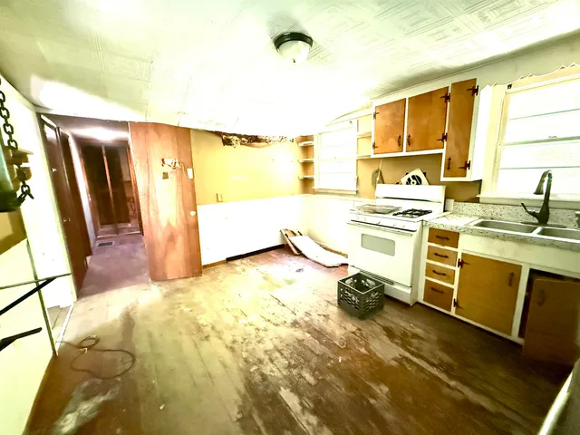 $149,900 | 3286 Highway 113, Vershire, VT 05083