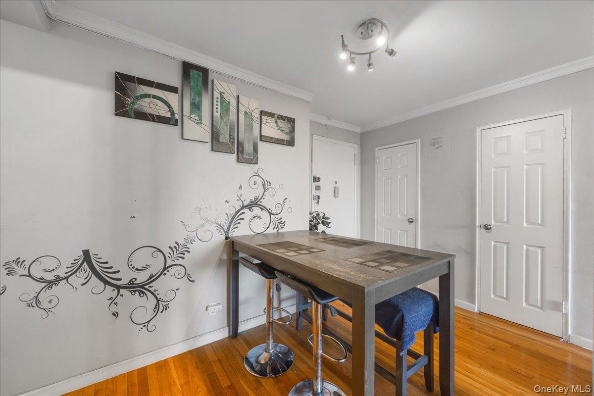 4315 Webster Avenue, Unit 5E Bronx, NY 10470 - Photo 16 of 21 a view of a dining room with furniture