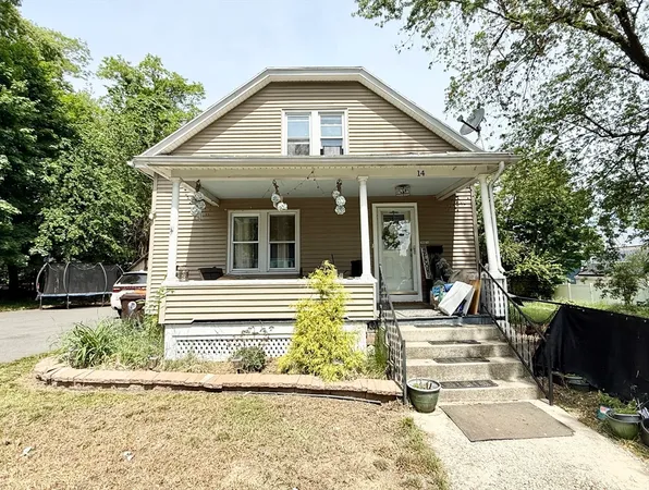 $329,000 | 14 Ellington Street, Agawam, MA 01001