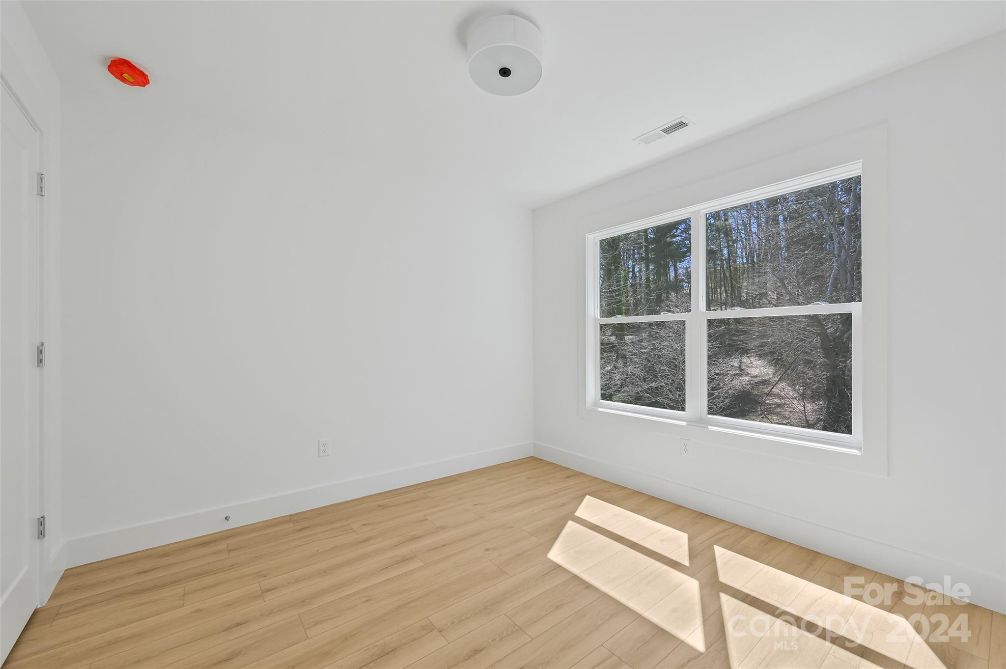 22 Cub Road, Unit 6 Asheville, NC 28806 - Photo 14 of 23 Gallery Image 14