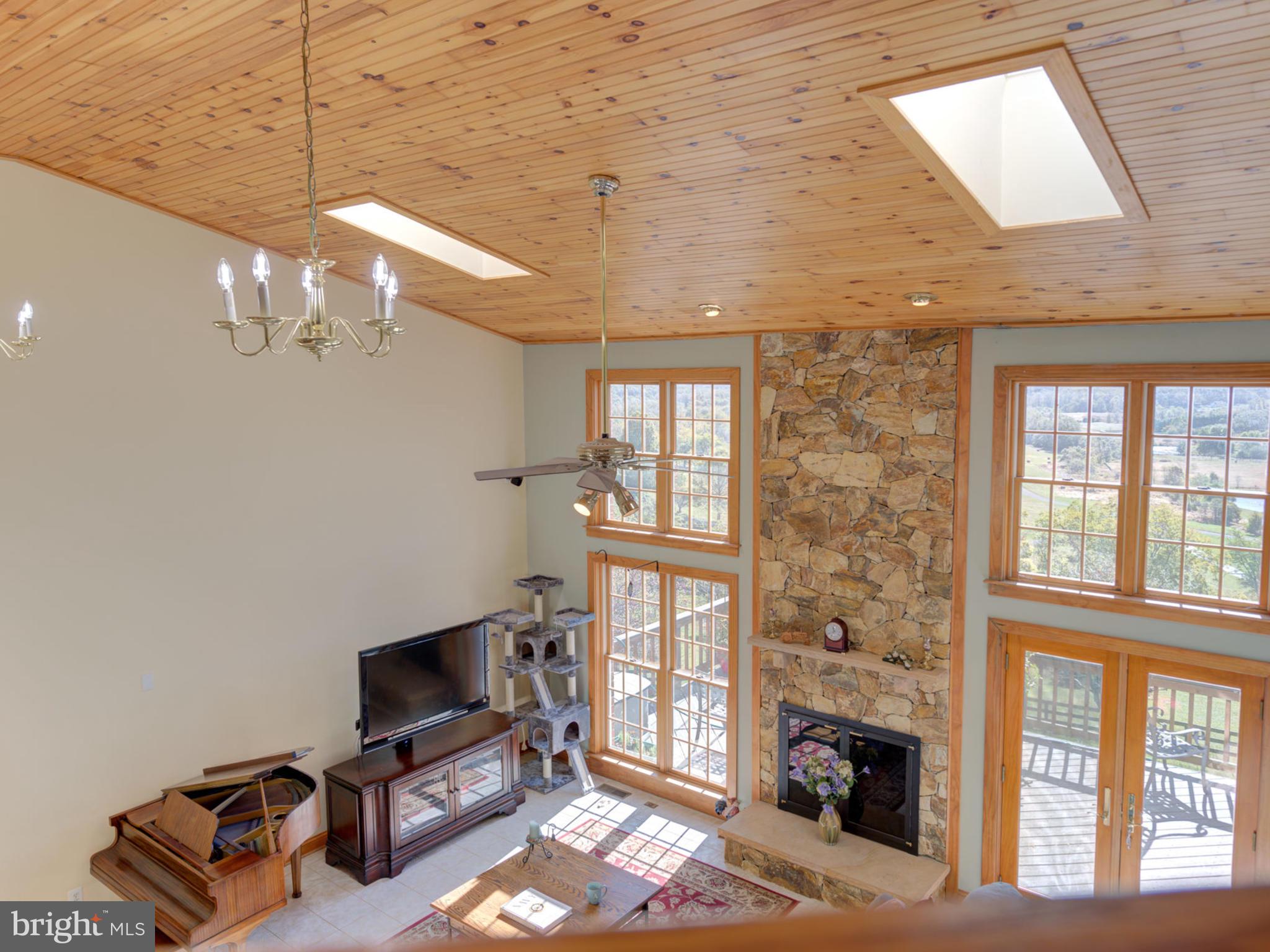 17022 Simmental Lane Round Hill, VA 20141 - Photo 23 of 48