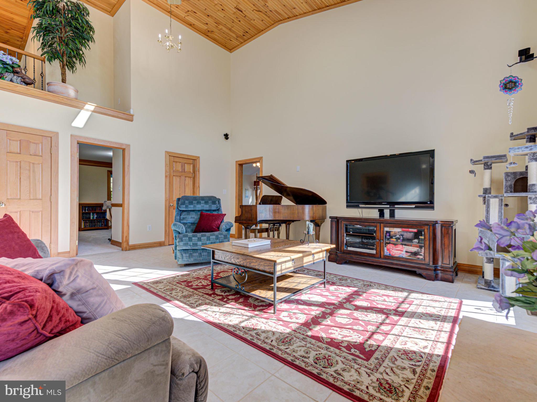 17022 Simmental Lane Round Hill, VA 20141 - Photo 5 of 48