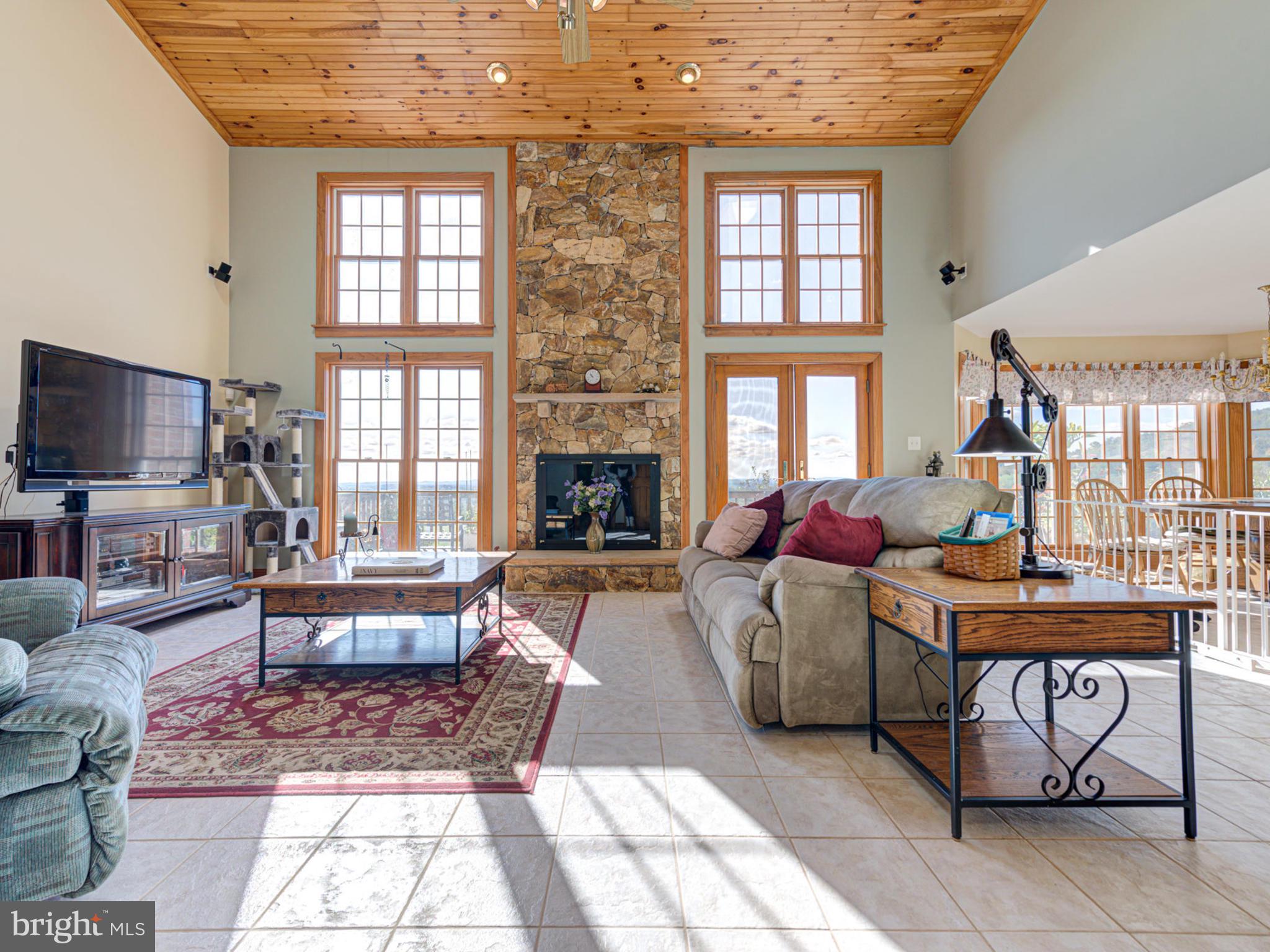 17022 Simmental Lane Round Hill, VA 20141 - Photo 8 of 48