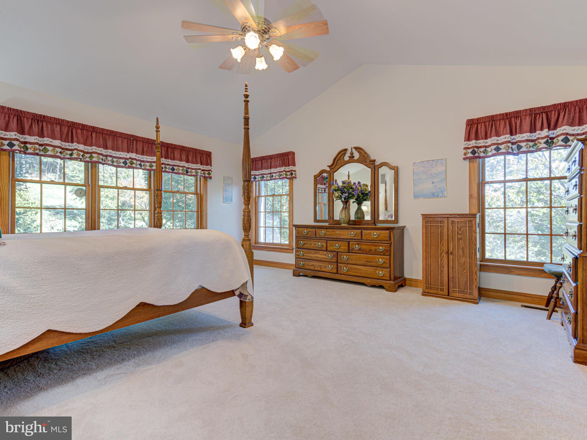 17022 Simmental Lane Round Hill, VA 20141 - Photo 9 of 48