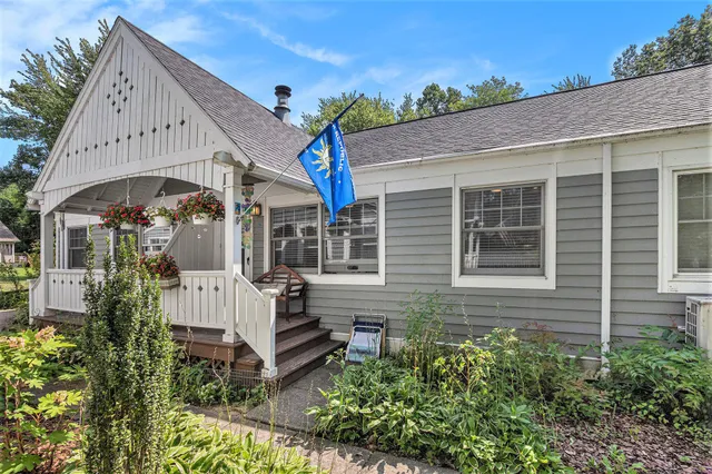 $414,000 | 15577 Victor Road, Unit 4, Union Pier, MI 49129