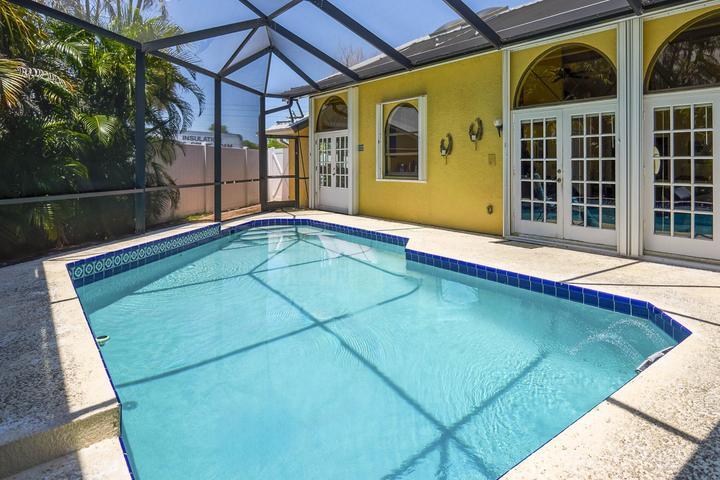 137 Queens Road Fort Pierce, FL 34949 - Photo 30 of 43 30