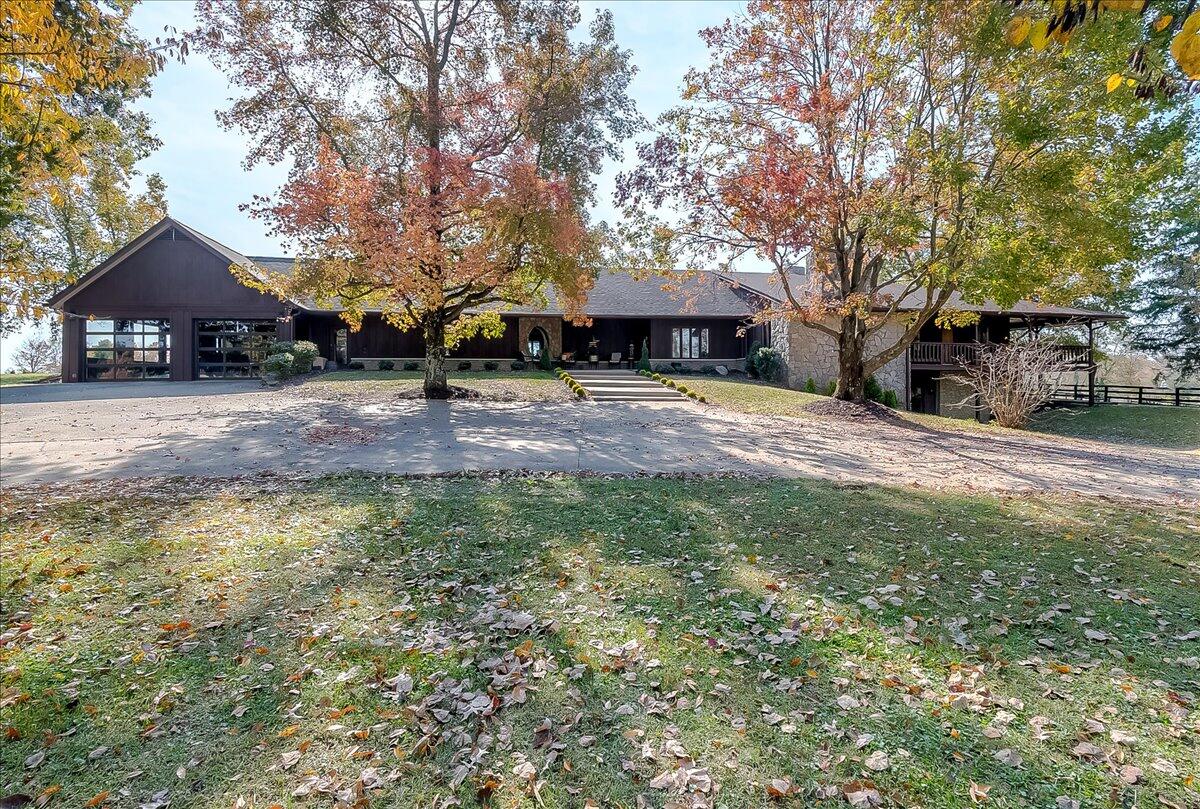 5376 Stewart Road Lexington, KY 40516 - Photo 5 of 98 Front Drive