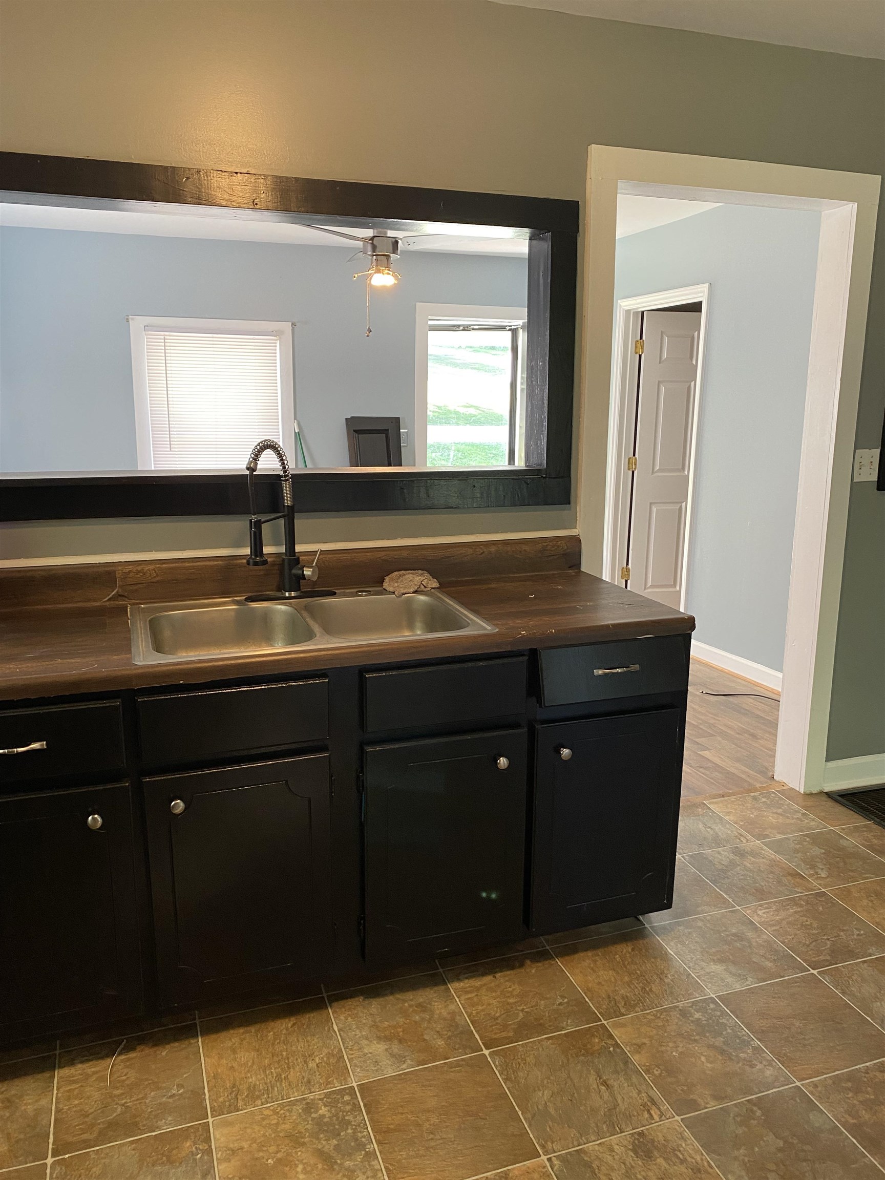 406 River Drive Gaffney, SC 29340 - Photo 11 of 31