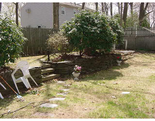 31-33 Tulsa Street Springfield, MA 01118 - Photo 4 of 4