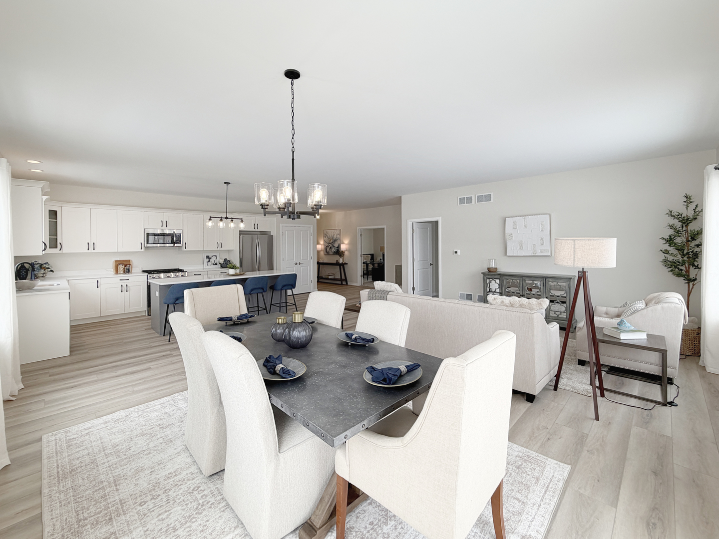 11690 Ryann Road Huntley, IL 60142 - Photo 14 of 33