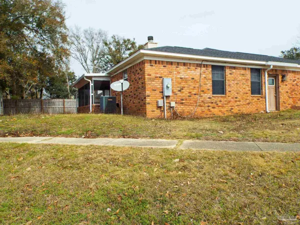 $269,000 | 4315 Bayou Ridge Drive, Pace, FL 32571