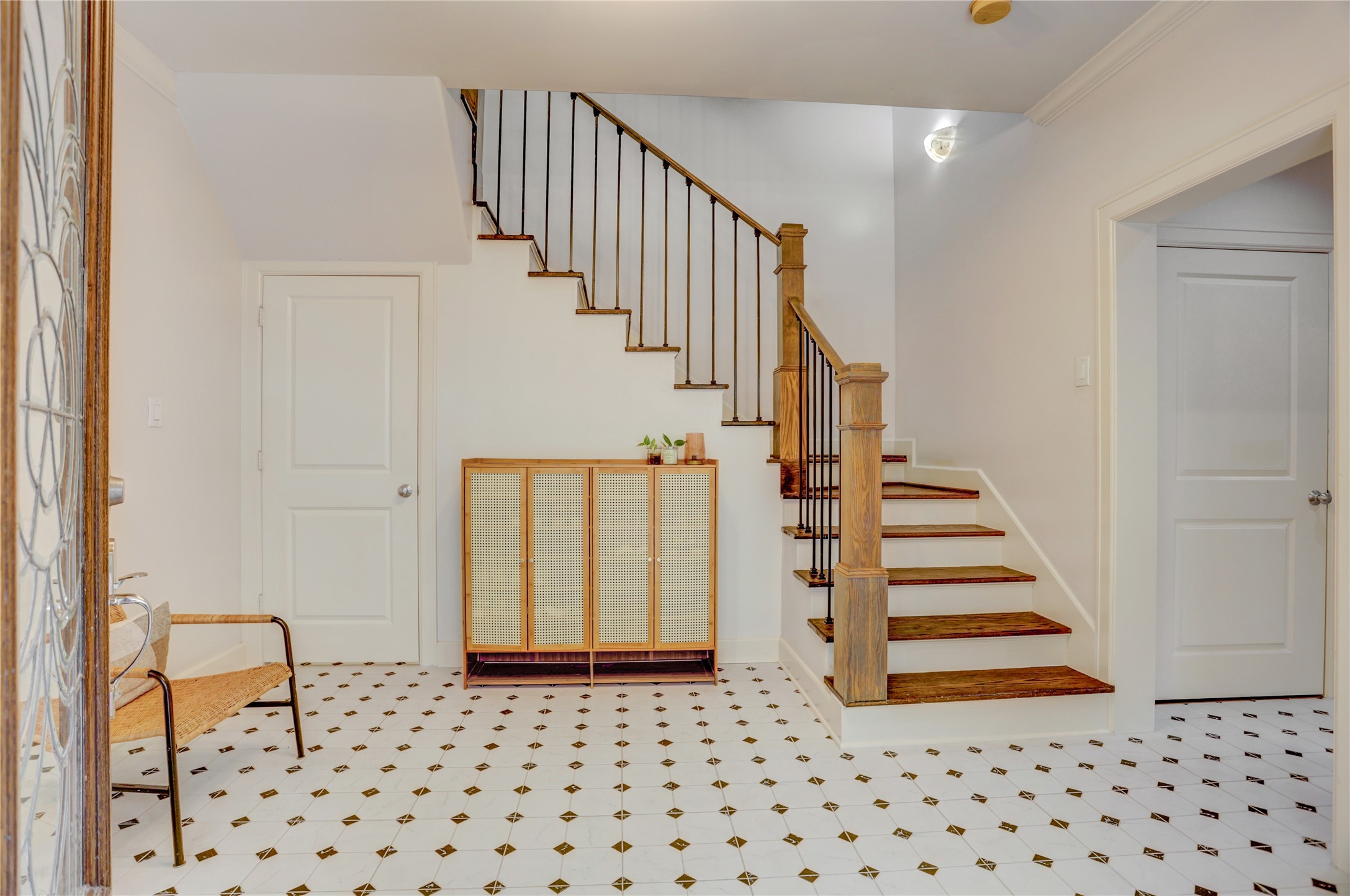 4262 Childress Street, Unit B Houston, TX 77005 - Photo 3 of 22 a view of entryway with wooden floor