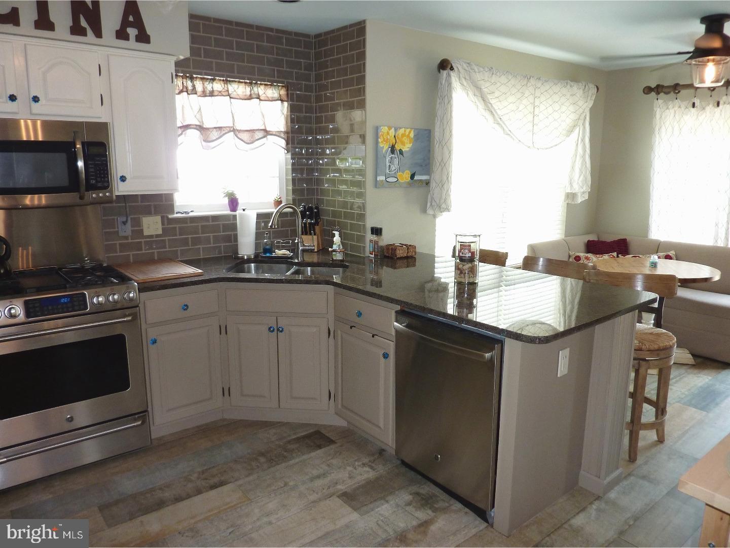 813 Red Coat Road Collegeville, PA 19426 - Photo 8 of 25 Kitchen