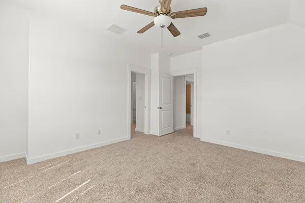 $2,000 | 108 Hartson Drive, Taylor, TX 76574