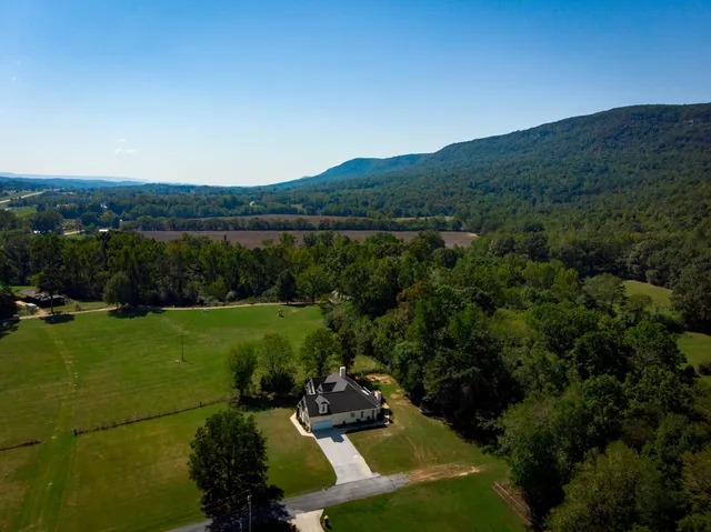 $455,150 | 221 Jason Patrick Drive, Whitwell, TN 37397