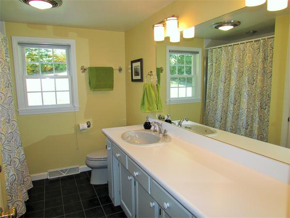 653 North Woodstock Road Southbridge, MA 01550 - Photo 19 of 30 Gallery Image 19