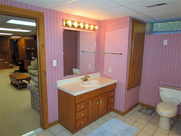 653 North Woodstock Road Southbridge, MA 01550 - Photo 26 of 30 Gallery Image 26