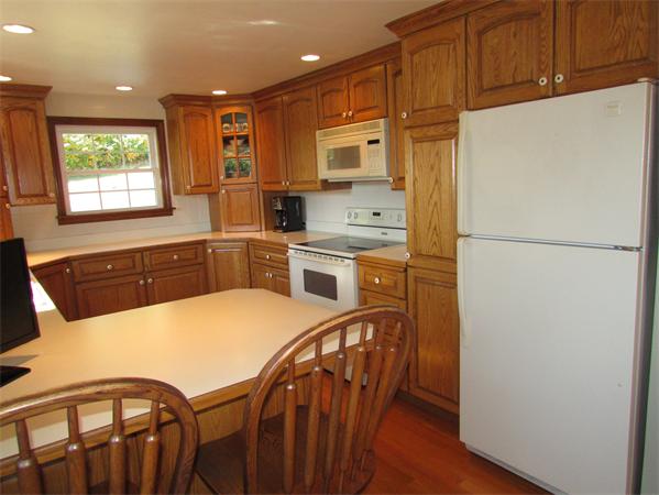 653 North Woodstock Road Southbridge, MA 01550 - Photo 5 of 30 Gallery Image 5