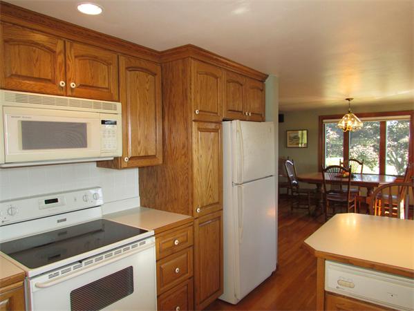 653 North Woodstock Road Southbridge, MA 01550 - Photo 6 of 30 Gallery Image 6