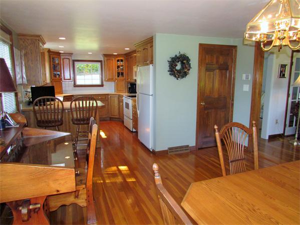 653 North Woodstock Road Southbridge, MA 01550 - Photo 8 of 30 Gallery Image 8