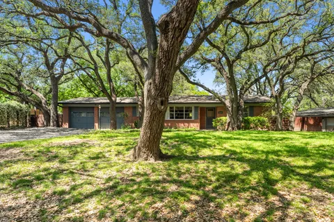 $395,000 | 1110 Hollybluff Street, Austin, TX 78753