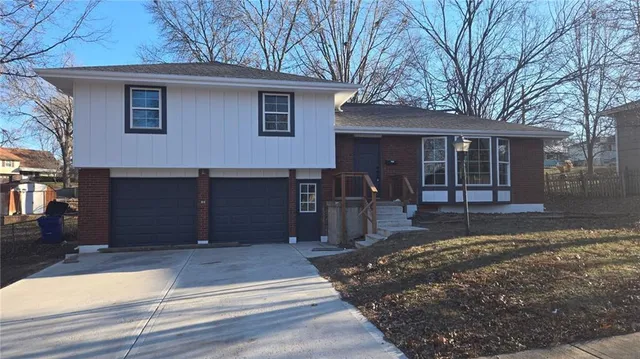 $269,900 | 9325 East 85 Street, Kansas City, MO 64138