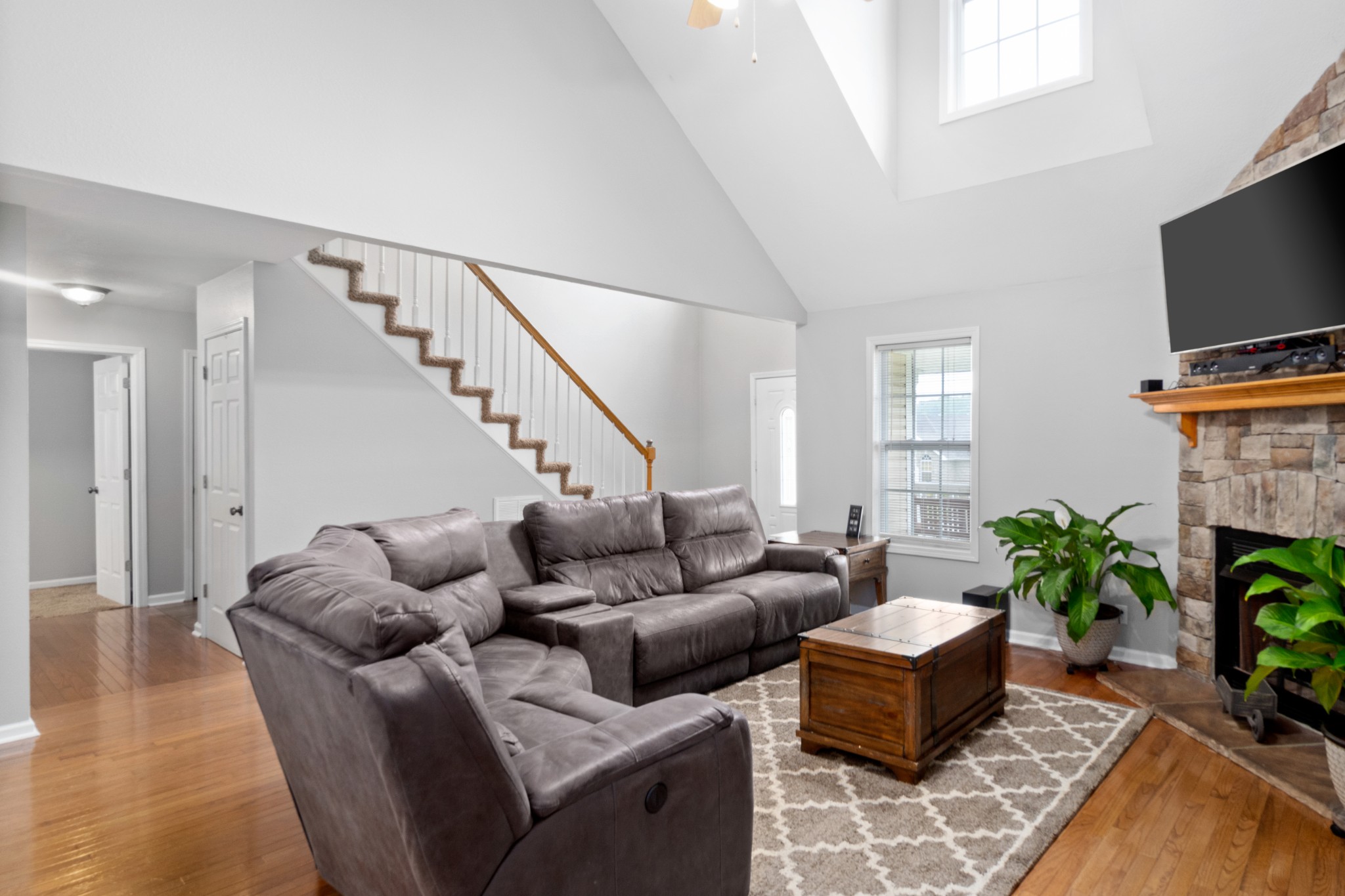 238 Cheshire Road Clarksville, TN 37043 - Photo 8 of 31 Gallery Image 8