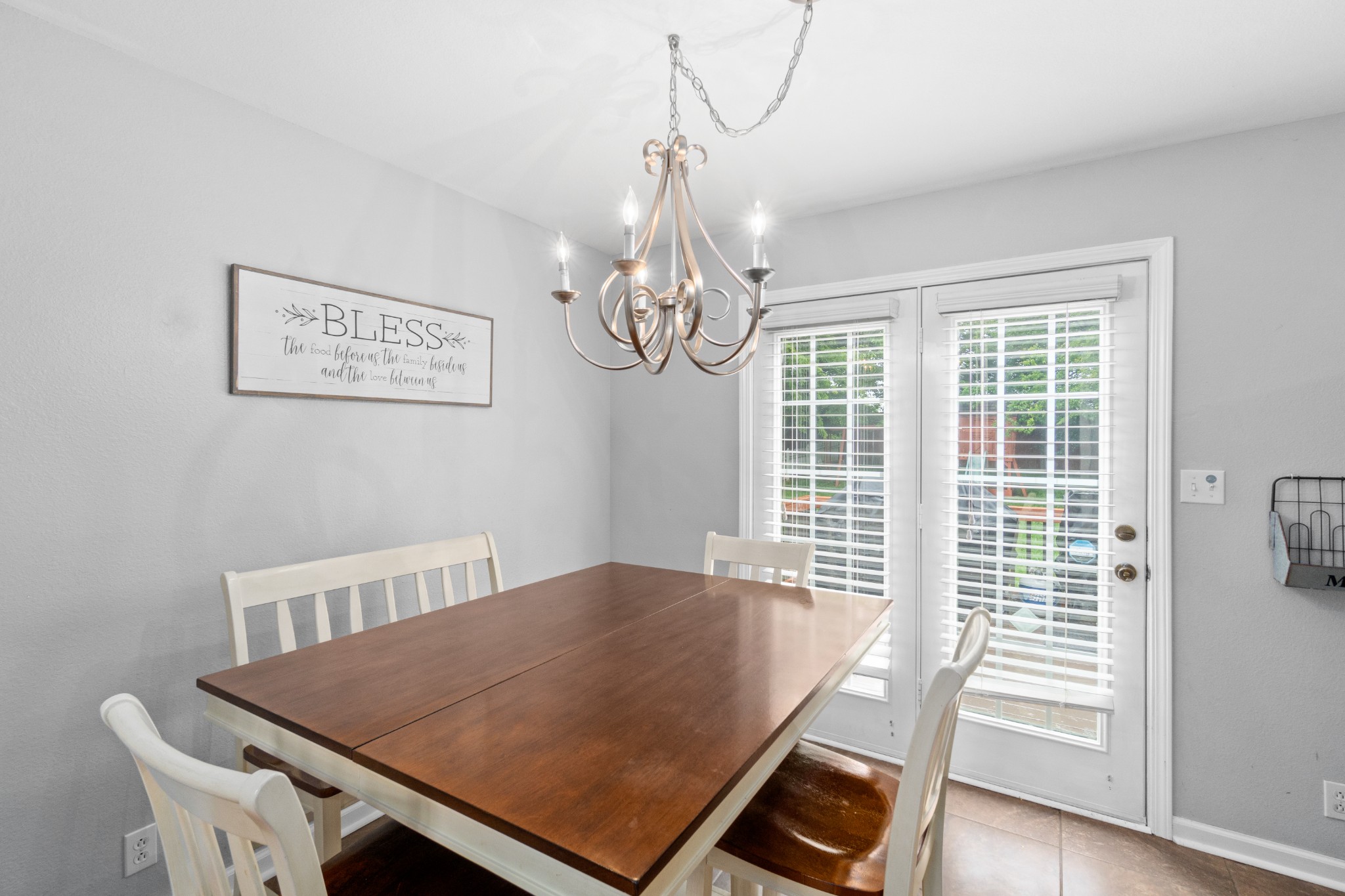 238 Cheshire Road Clarksville, TN 37043 - Photo 9 of 31 Gallery Image 9
