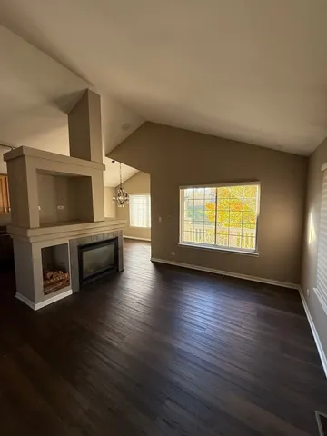 $1,500 | 1586 New Haven Drive, Unit 1586, Cary, IL 60013