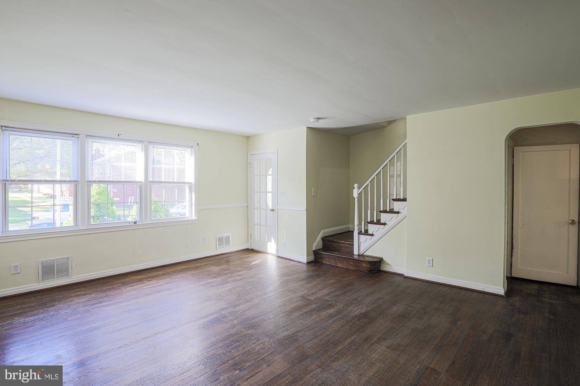 1726 Aberdeen Road Baltimore, MD 21286 - Photo 8 of 38