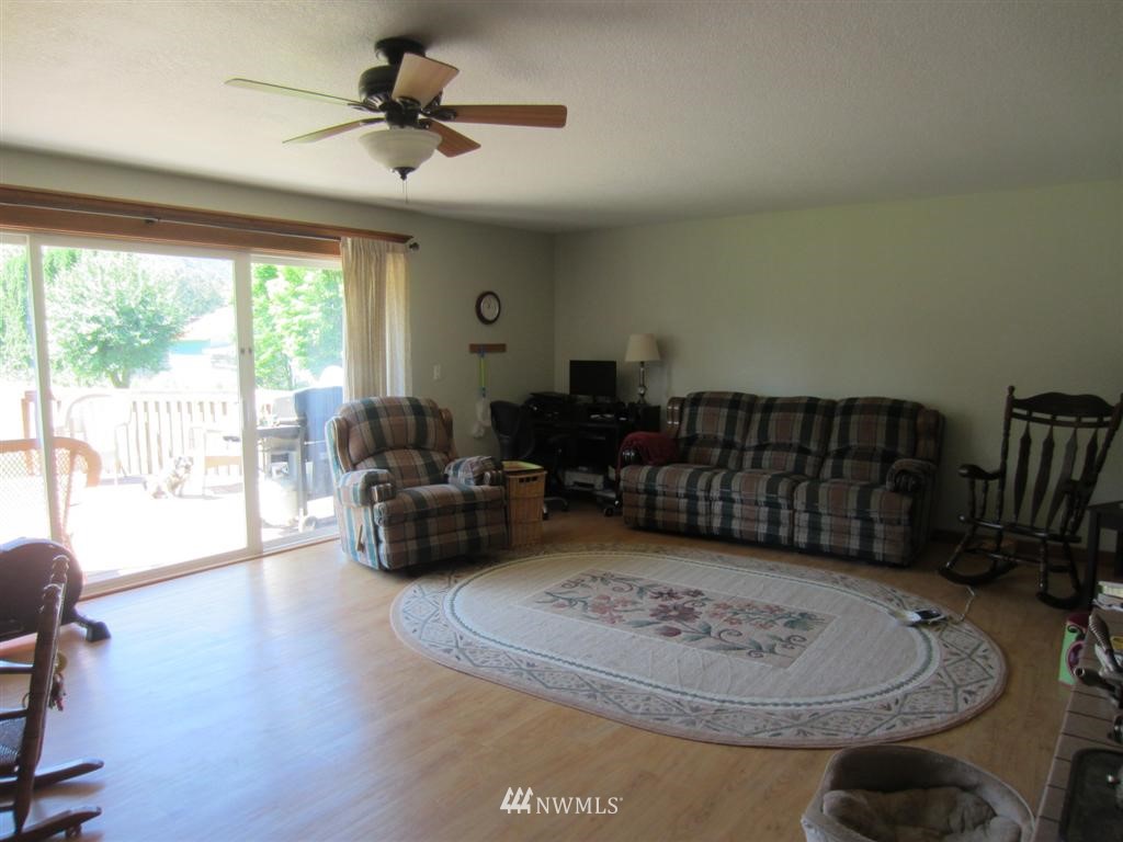 127 Aberdeen Road Morton, WA 98356 - Photo 3 of 14 Gallery Image 3