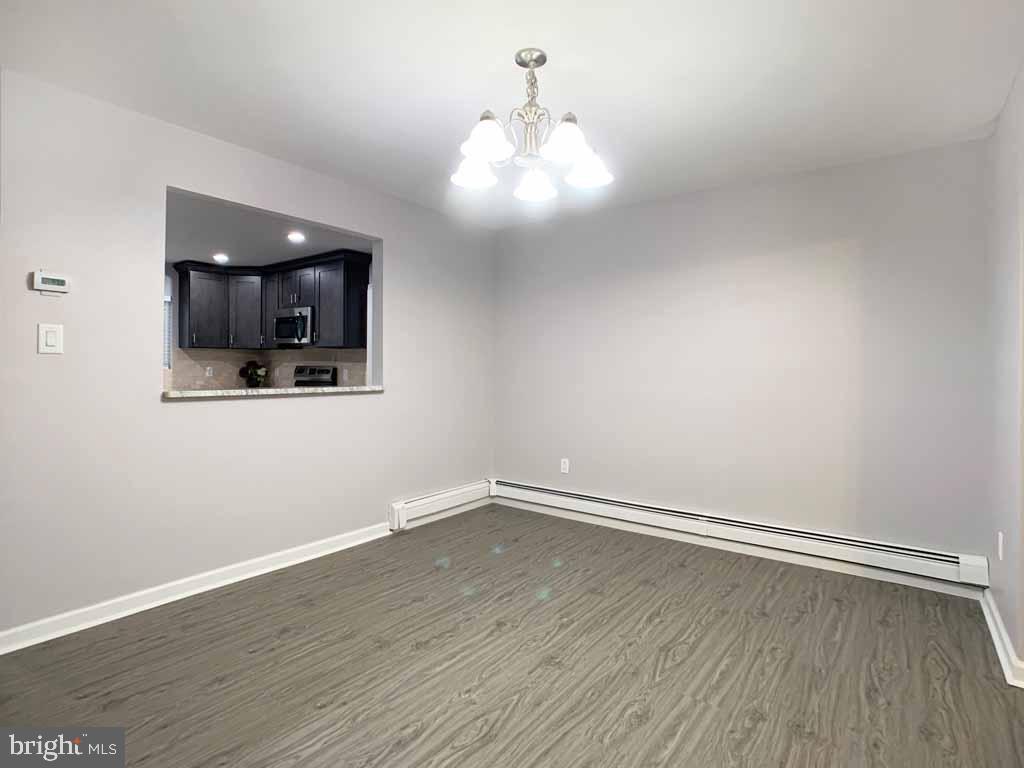 15 Dolphin Road Levittown, PA 19056 - Photo 7 of 29 Dining Room