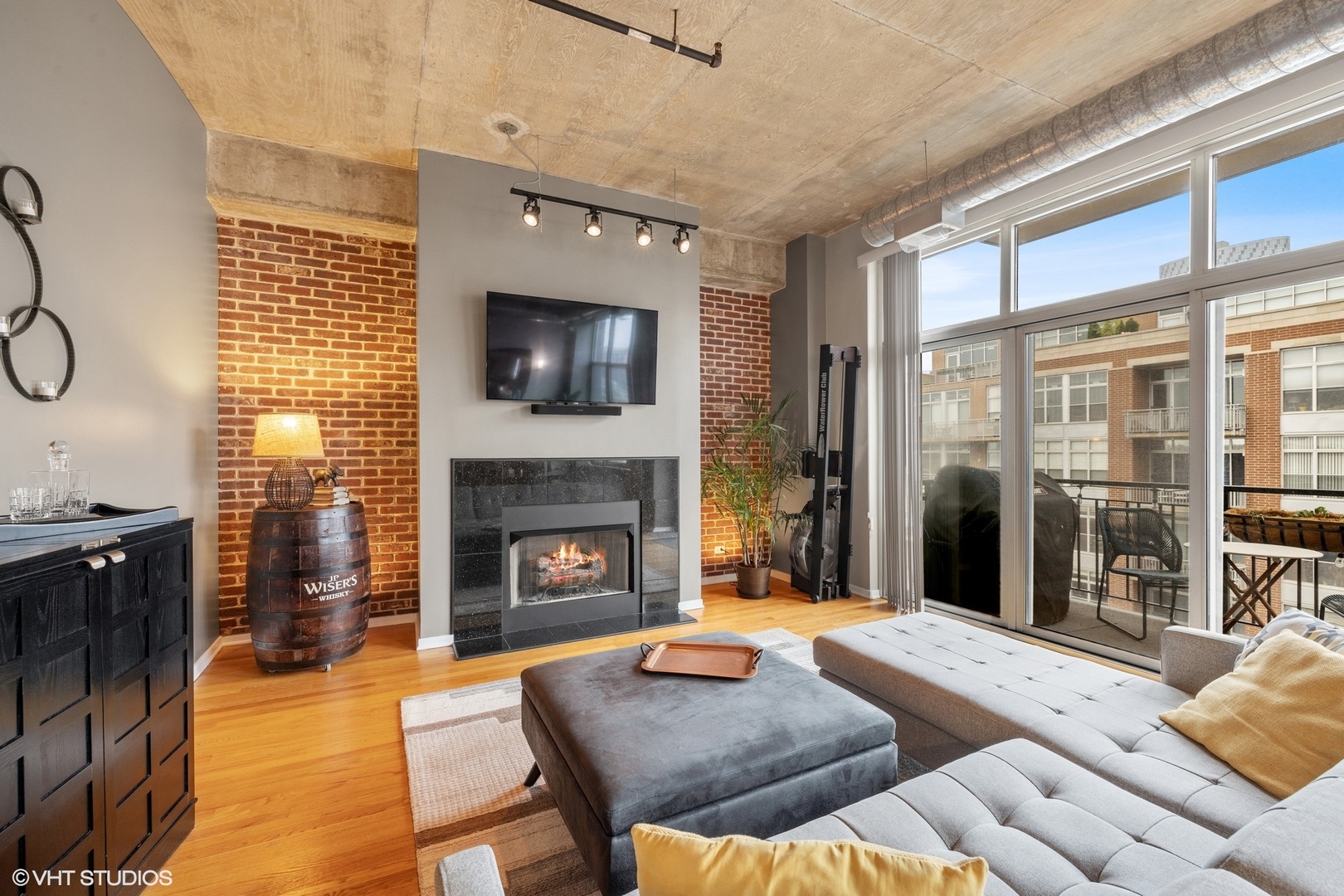 1000 West Adams Street, Unit 701 Chicago, IL 60607 - Photo 3 of 22