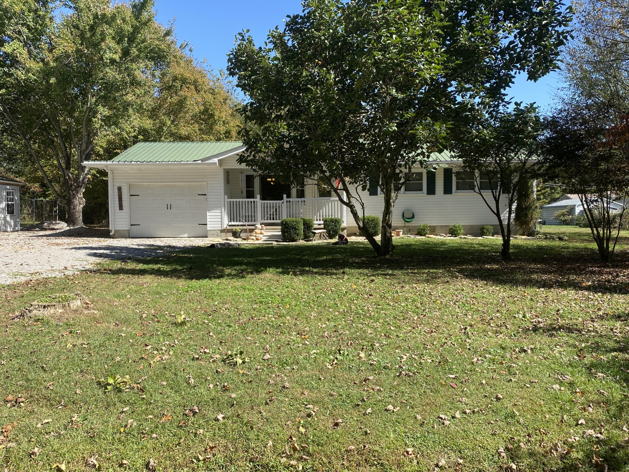 1126 Hamilton Field Road Jamestown, TN 38556 - Photo 1 of 33 Gallery Image 1