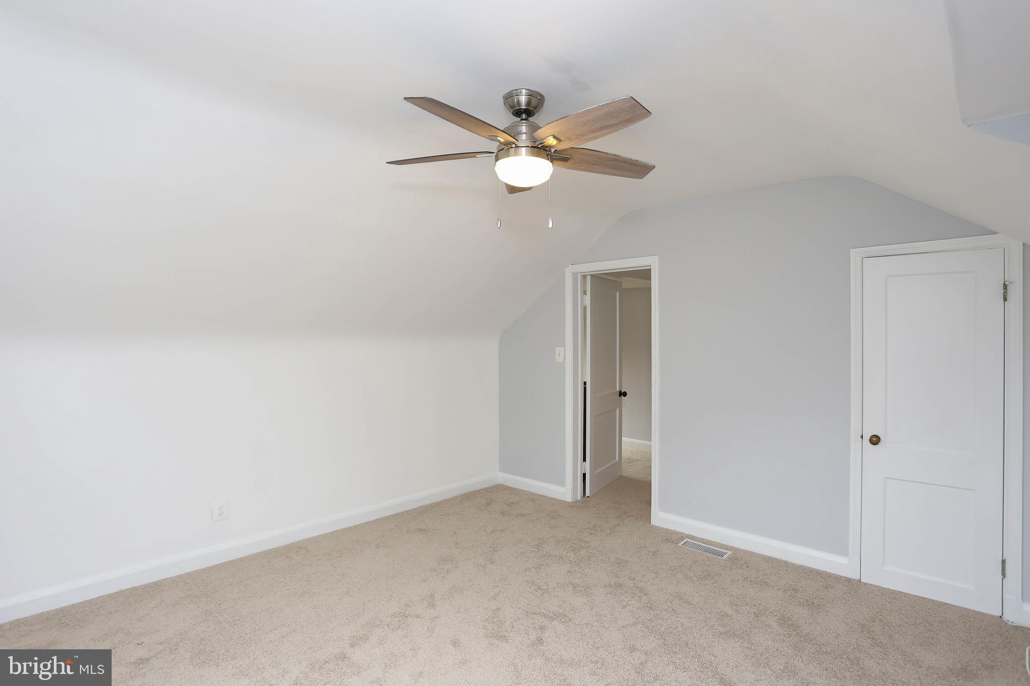 409 South Wickham Road Baltimore, MD 21229 - Photo 28 of 48 4th BDRM with new carpet & fresh paint