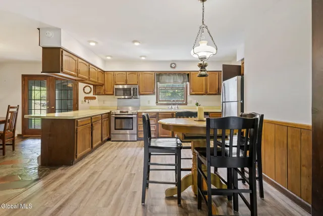 $650,000 | 176 High Rock Road, New Baltimore, NY 12192