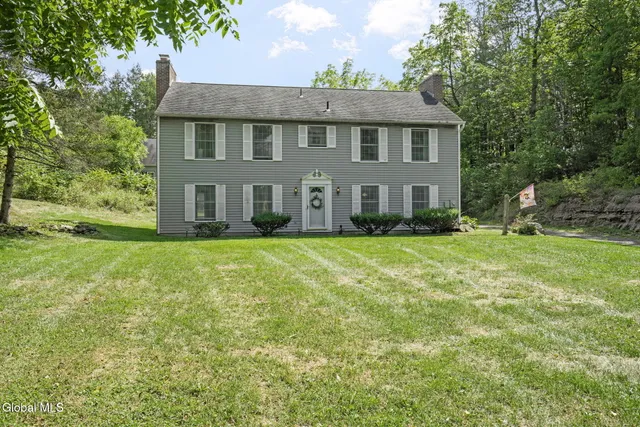 $685,000 | 176 High Rock Road, New Baltimore, NY 12192