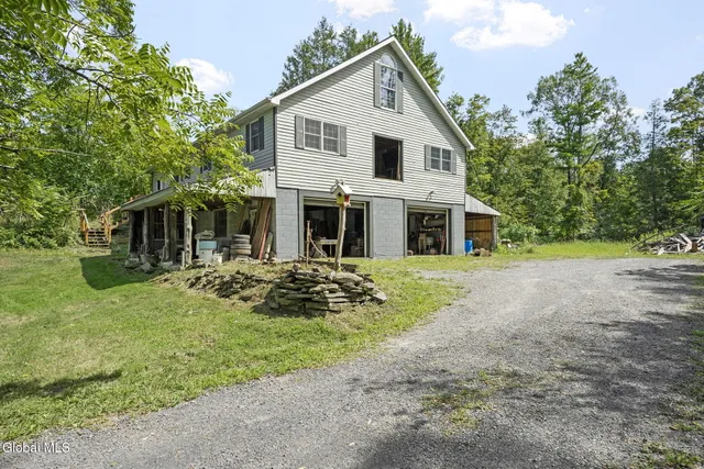 $650,000 | 176 High Rock Road, New Baltimore, NY 12192