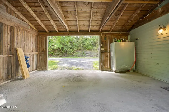 $685,000 | 176 High Rock Road, New Baltimore, NY 12192