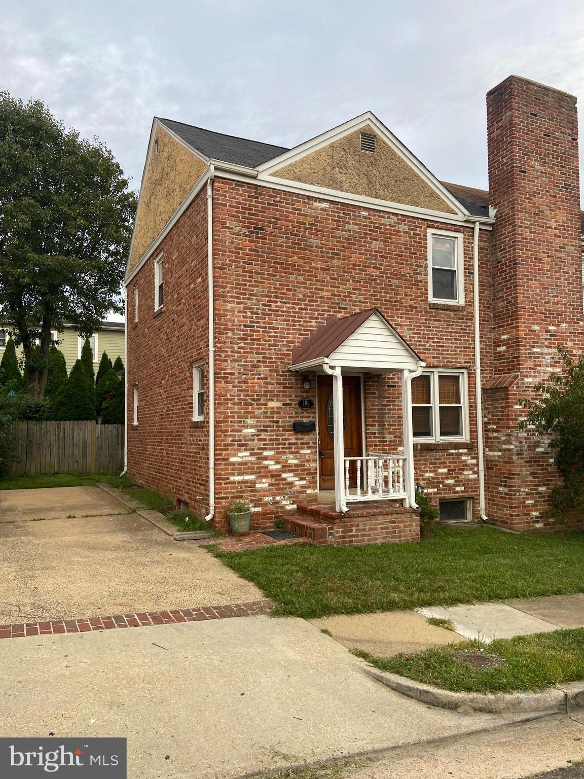 101 Evans Lane, Alexandria, VA 22305 Compass