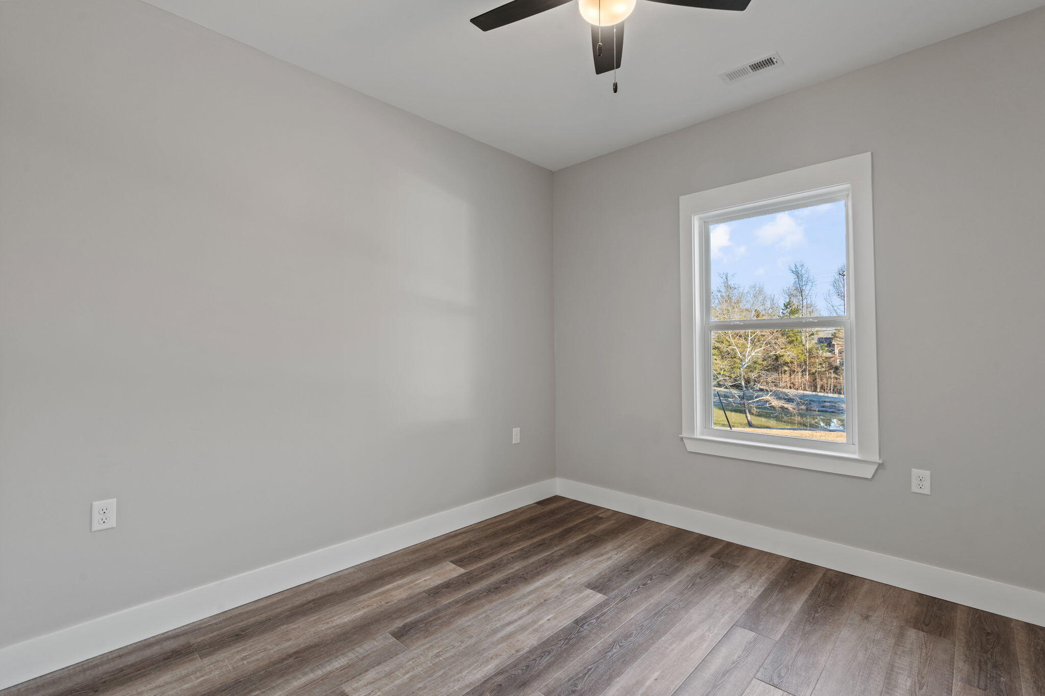 1494 New Murraytown Road Northwest Cleveland, TN 37312 - Photo 30 of 36 32-web-or-mls-22nd Street-Briana H-32