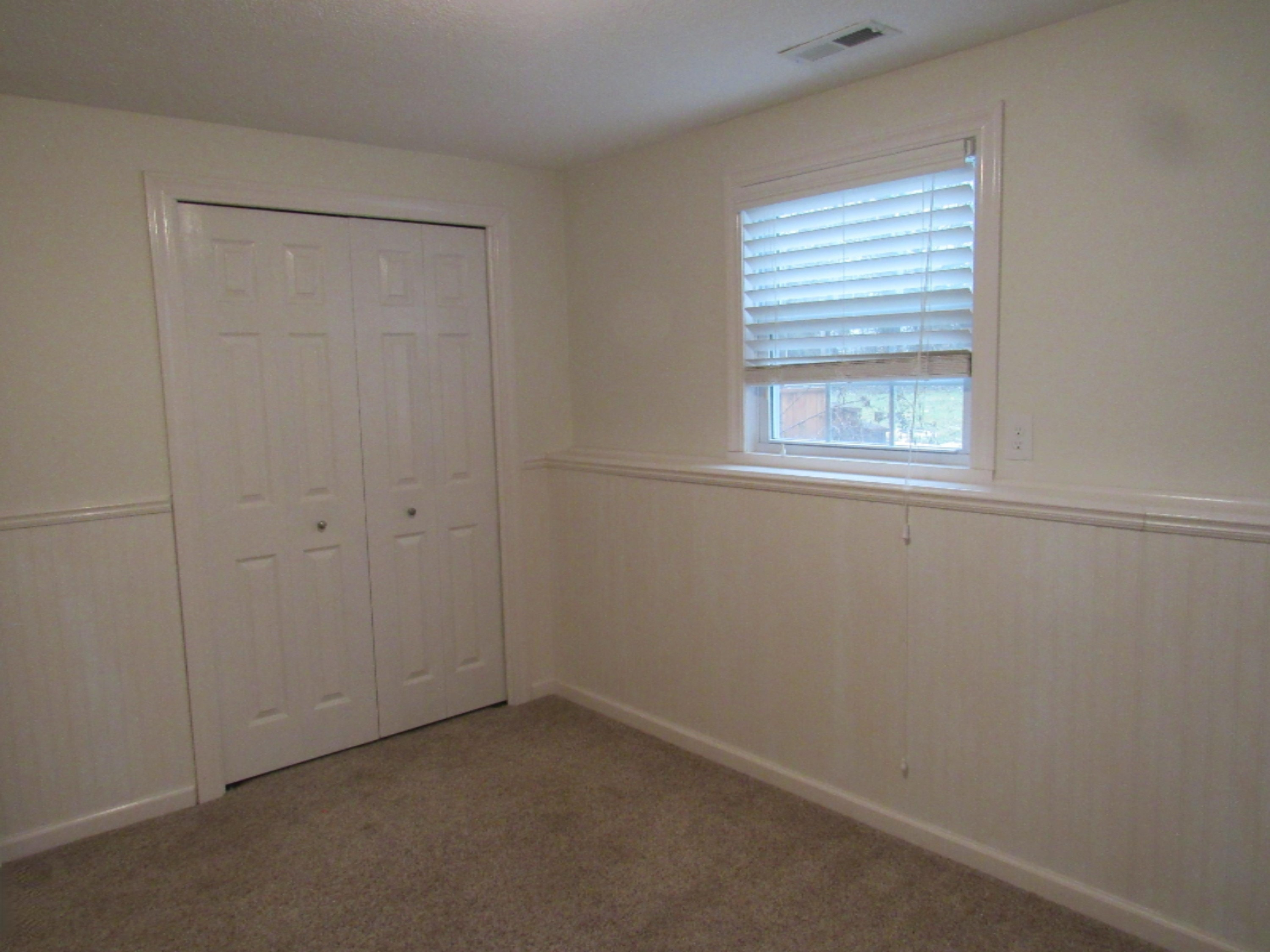2919 Cumberland Road Lansing, MI 48906 - Photo 15 of 20 Bedroom #4