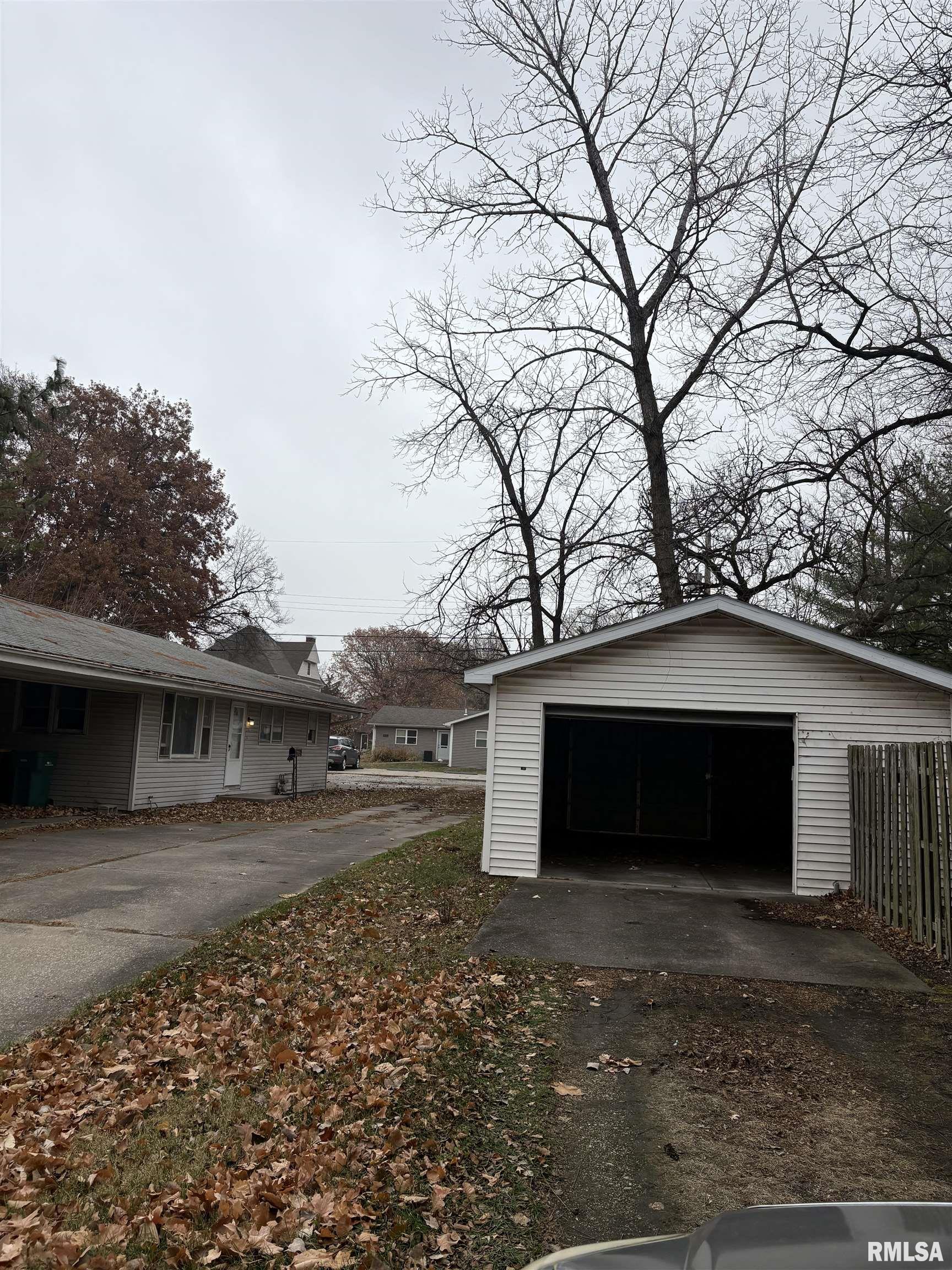 209 North Ward Street Macomb, IL 61455 - Photo 16 of 16