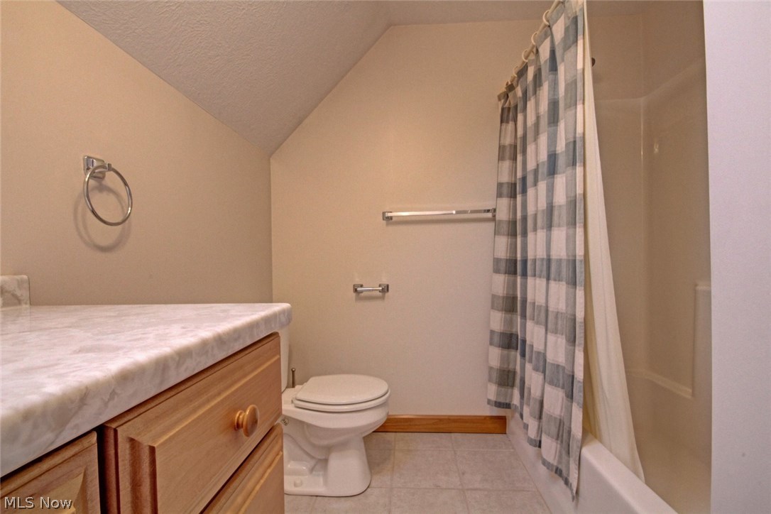 11779 Cook Road Columbiana, OH 44408 - Photo 21 of 25 Gallery Image 21